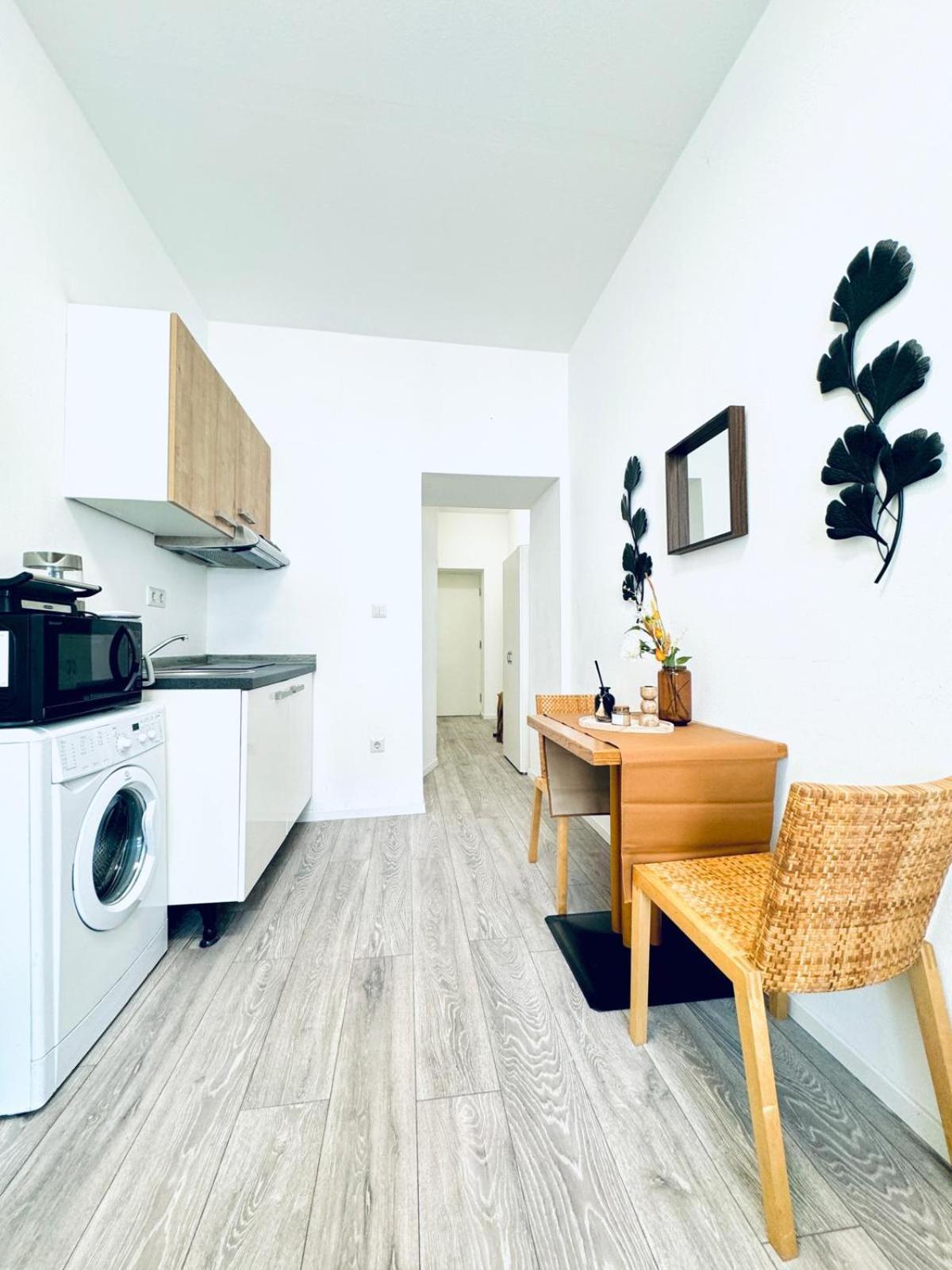 Cozy Apt, 15-min Drive To Schoenbrunn Appartement