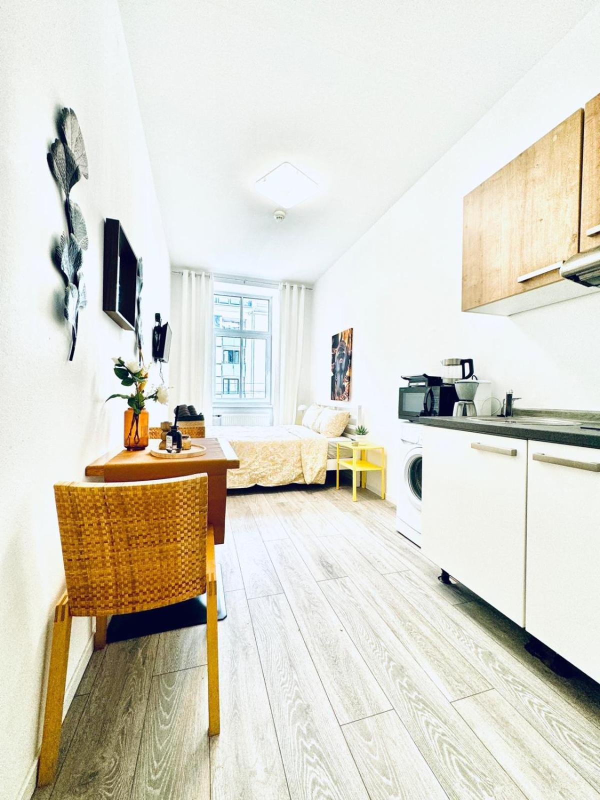 Cozy Apt, 15-min Drive To Schoenbrunn Appartement