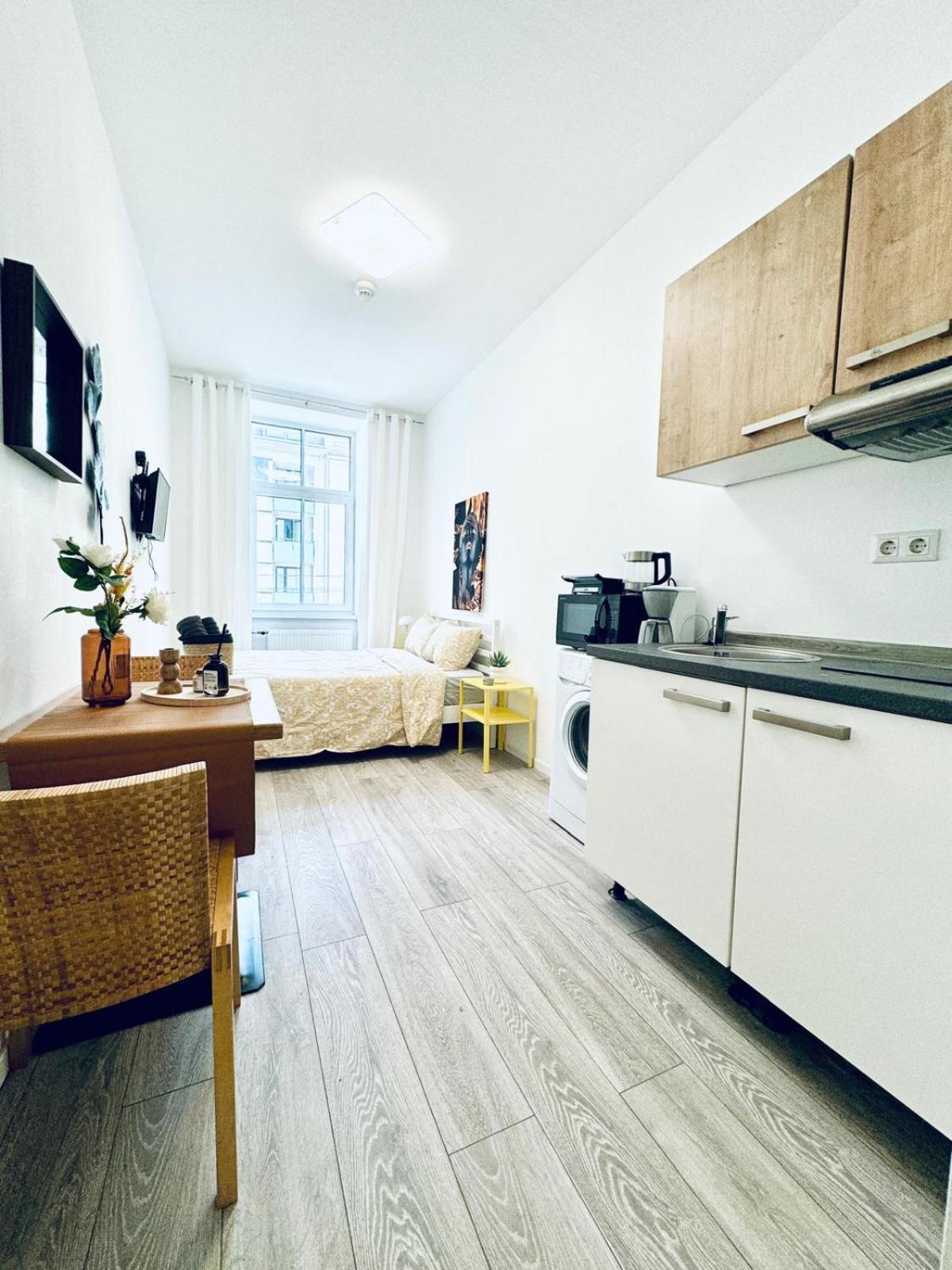 Appartement Cozy Apt, 15-min Drive To Schoenbrunn