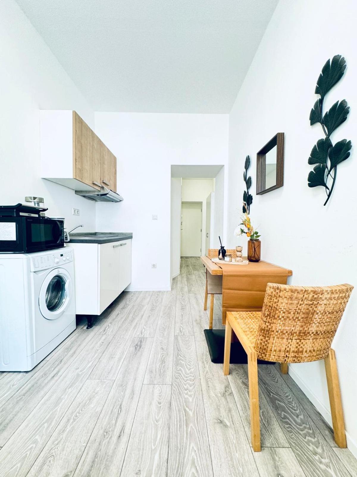 Appartement Cozy Apt, 15-min Drive To Schoenbrunn *