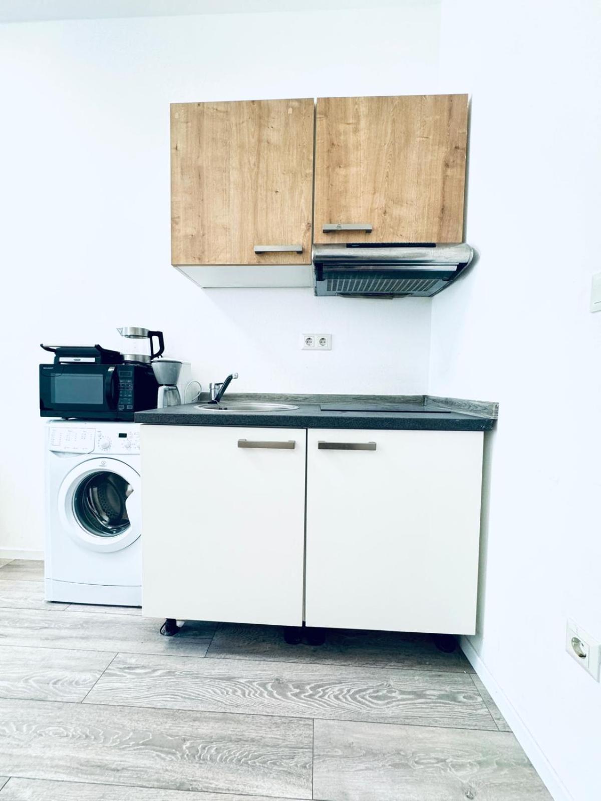 Appartement Cozy Apt, 15-min Drive To Schoenbrunn *